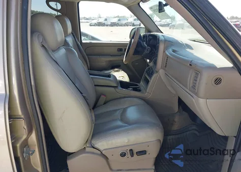 2005 Chevrolet Tahoe Lt из США, поврежденный, VIN 1GNEC13T75R131512